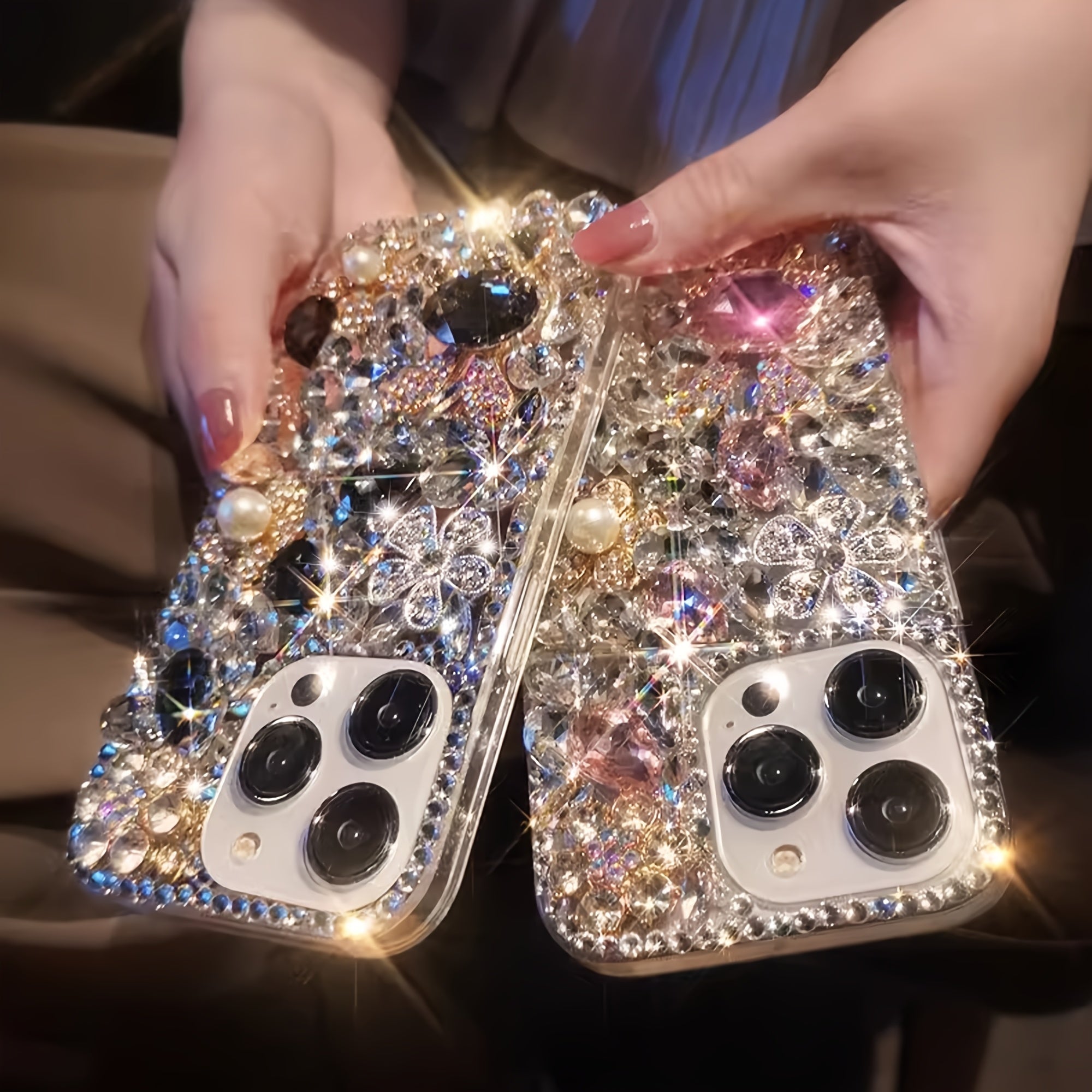 The New Gemstone Bunny Phone Case with a Full Crystal Design And a Crystal Bracelet Is Suitable for The Iphone 16 Pro Max.